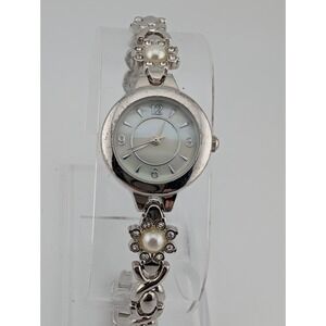 Faux Pearl Band Watch Women 23mm Silver Tone Round Mother of Pearl Dial 7.25"